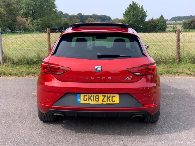 SEAT LEON