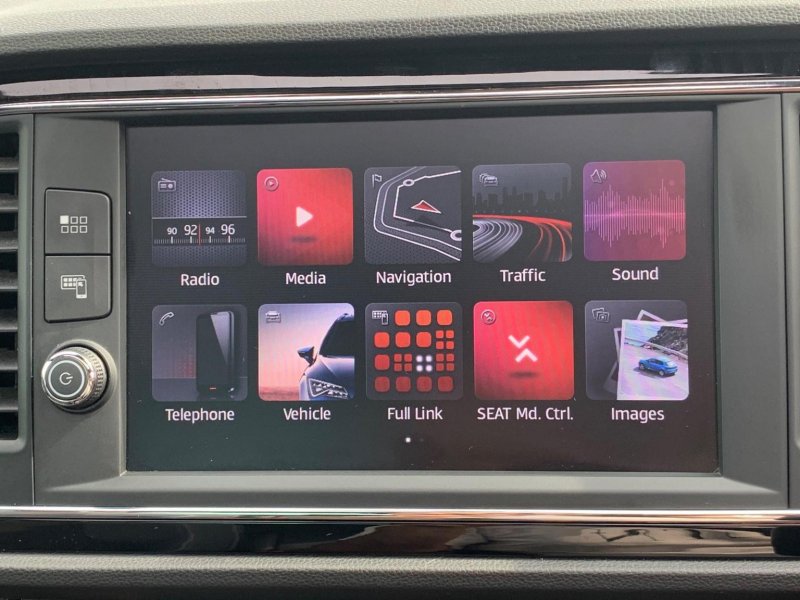 SEAT LEON