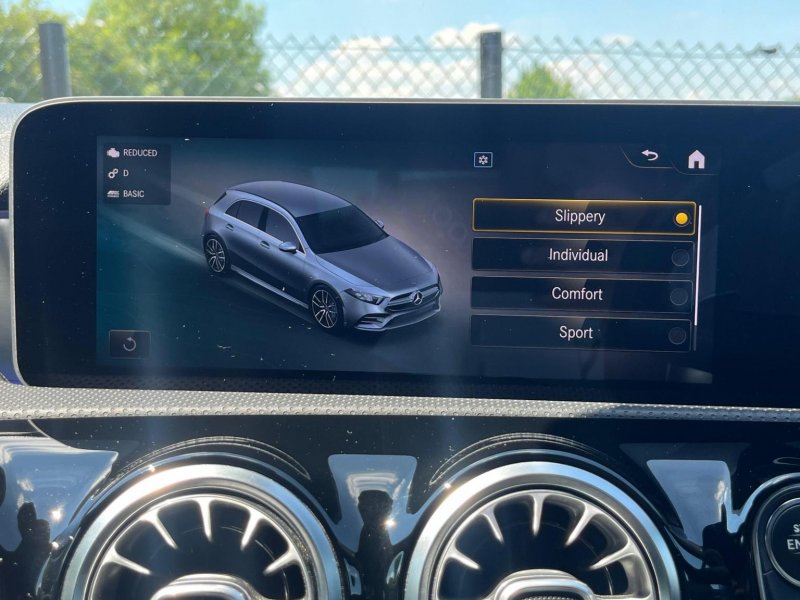 MERCEDES-BENZ A CLASS
