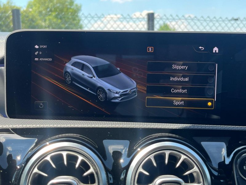 MERCEDES-BENZ A CLASS
