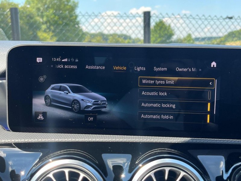 MERCEDES-BENZ A CLASS