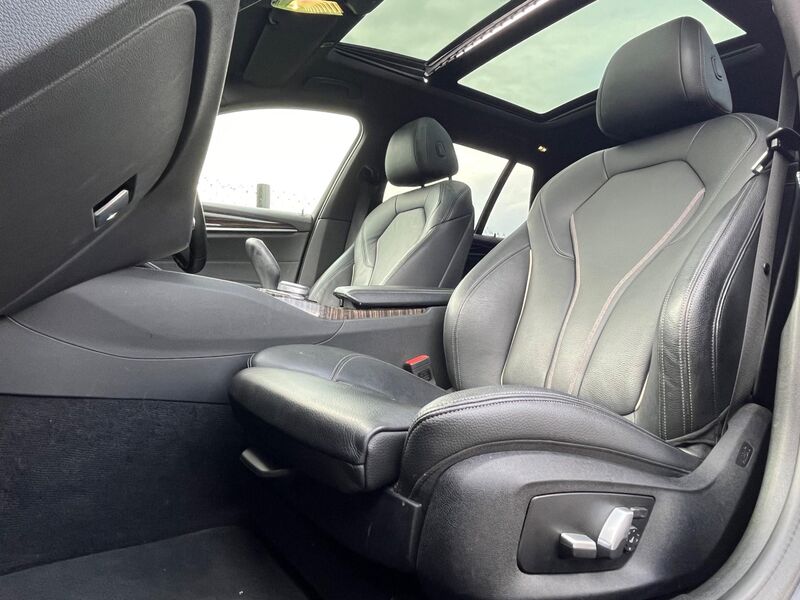 BMW 5 SERIES