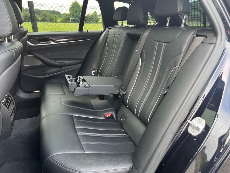 BMW 5 SERIES