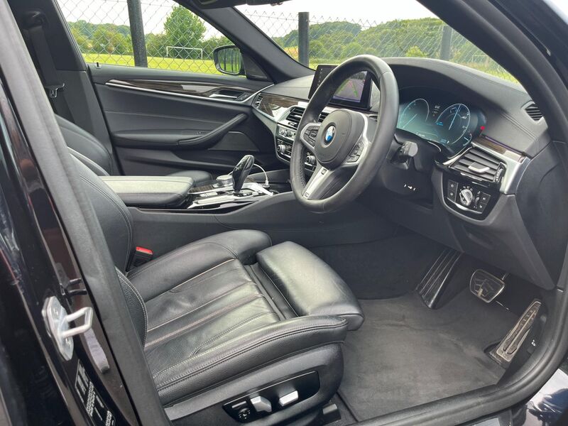 BMW 5 SERIES