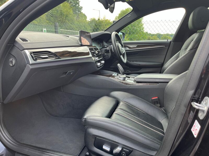 BMW 5 SERIES
