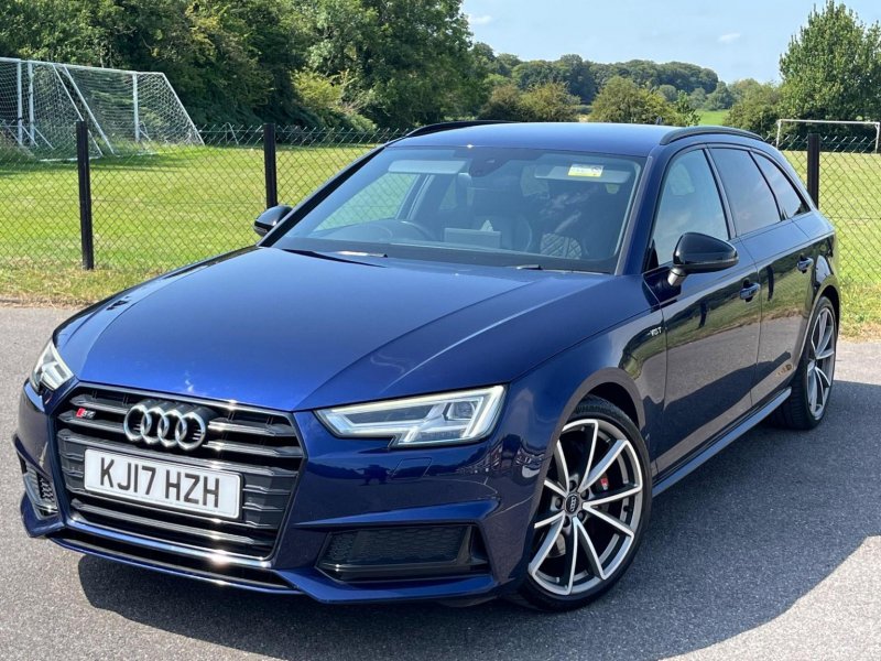 AUDI S4