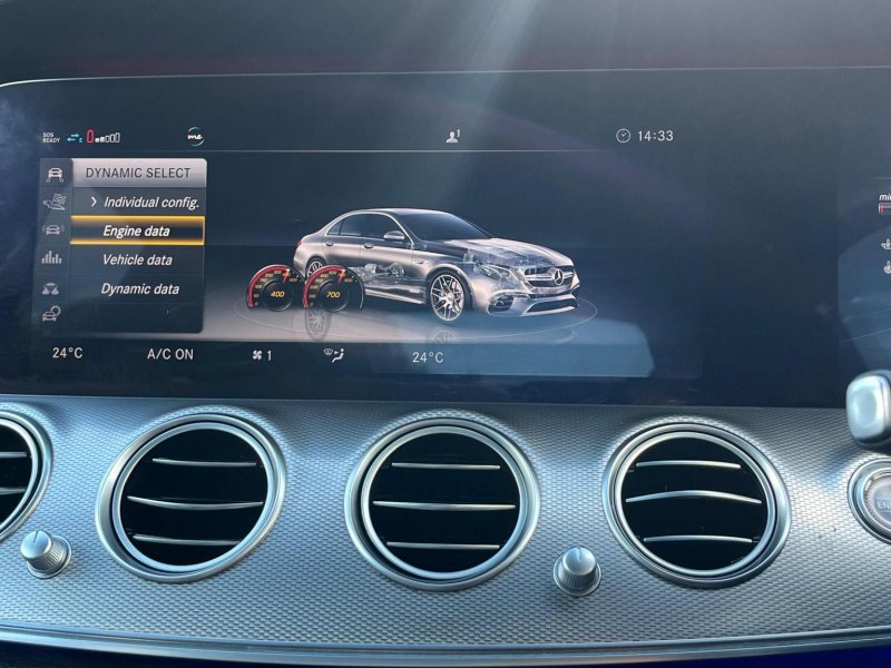 MERCEDES-BENZ E CLASS